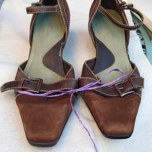 Aerosols ladies shoes